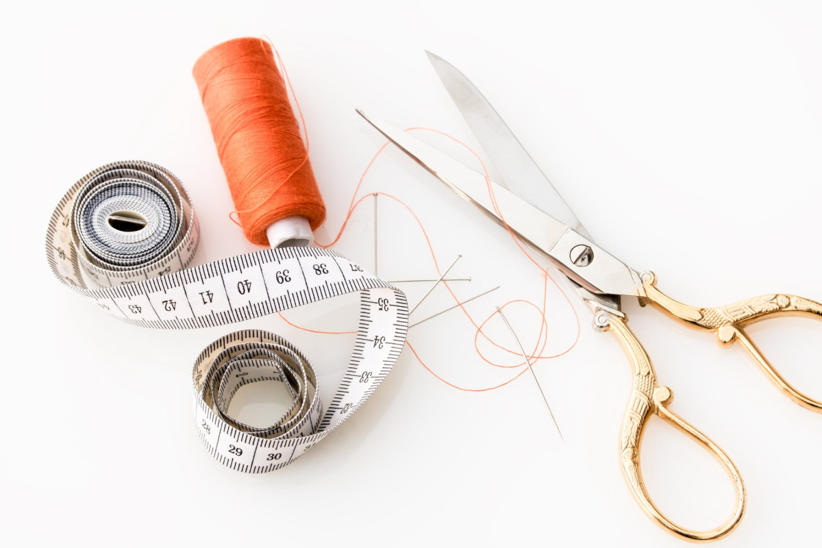 Needl & Thread
